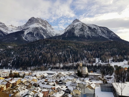 Ski und Badespass im Hotel Guarda Val